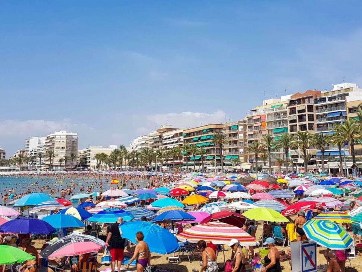 Luxury Beach Apartment 또레비에하 외부 사진